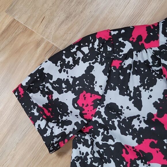 🔹️NWT Banana Republic Pink, Black, & Gray Short Sleeve Blouse Small - Picture 10 of 16